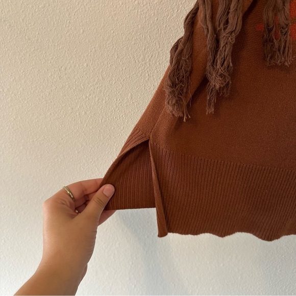 cotton & rye cactus arizona desert long sleeve fringe sweater - Picture 4 of 8